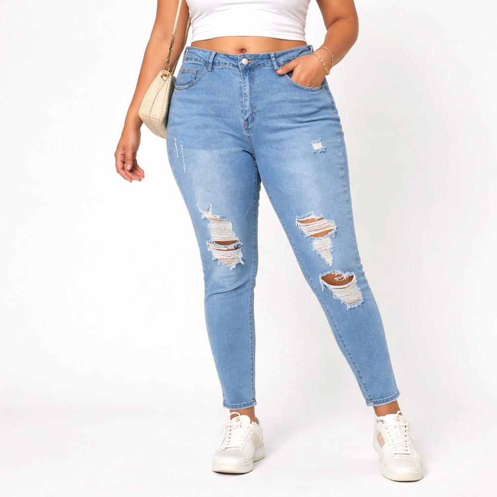 Shein Curvy Distressed Skinny Jeans Light Wash 1XL